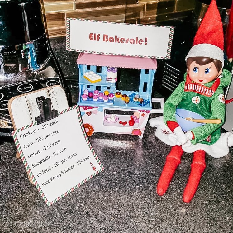 It's a Elf Bakesale with Snowflake: tania2atee
