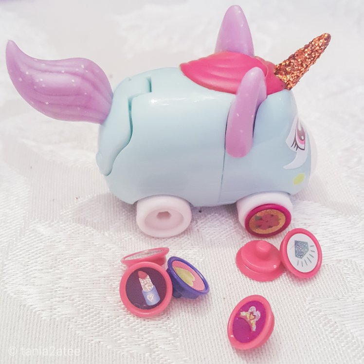 Ritzy Rollerz miniature car collectible toy with charms