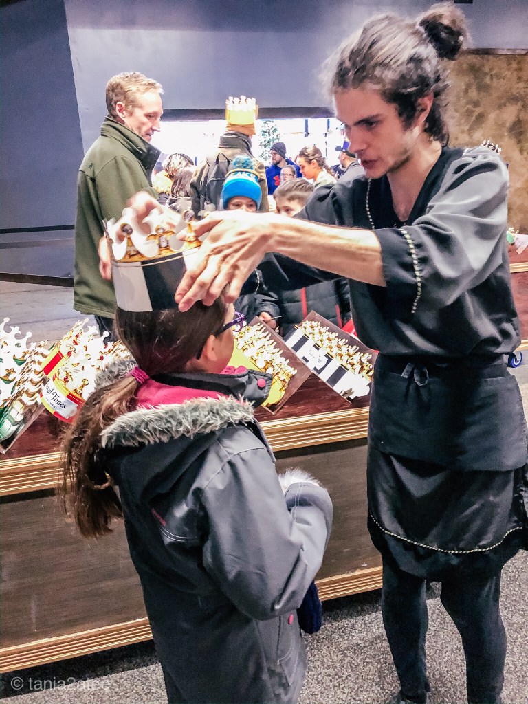 Girl-getting-crown-on-her-head